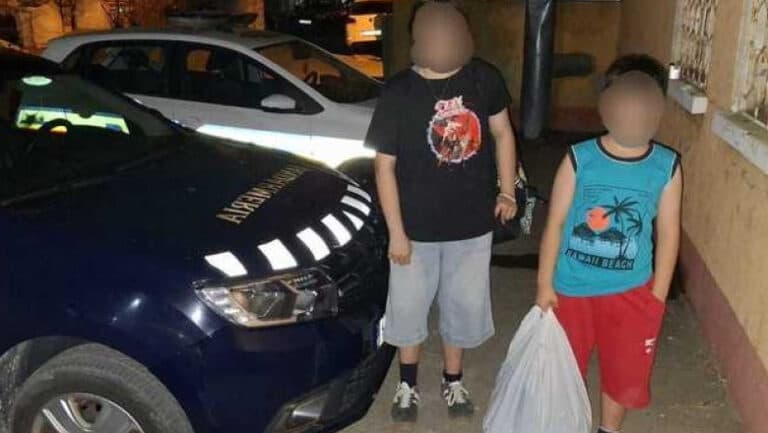 Povestea celor doi copii din Mizil care au ales să evadeze spre casă în miez de noapte. Ce au descoperit jandarmii
