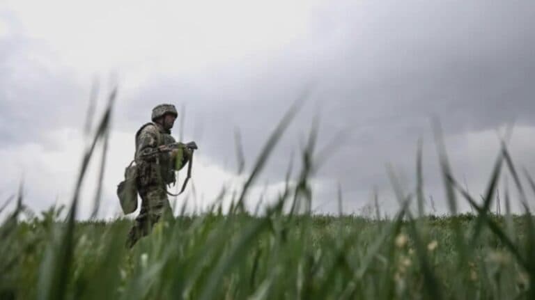 Europenii propun o zonă de securitate de 40 de kilometri în Ucraina, cu desfășurarea de trupe NATO în vecinătatea acesteia