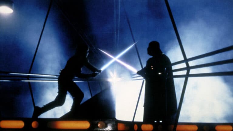 Sabia laser a lui Darth Vader din „Star Wars” se pregătește să strălucească la o licitație în Londra, cu o valoare estimată impresionantă