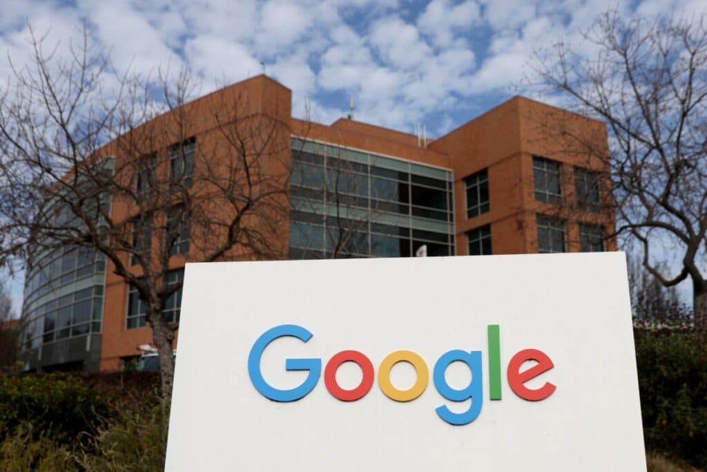 Hackeri au compromis datele clienților Google printr-o breșă în baza de date Salesforce