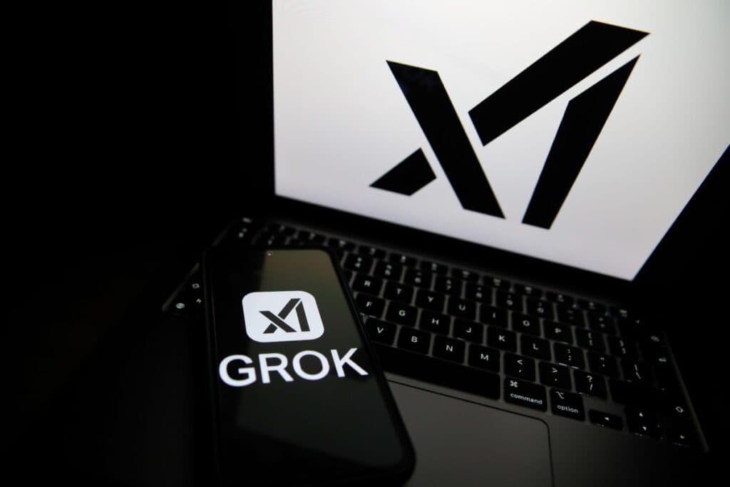 Grok Imagine: Generatorul inovator de imagini xAI care îți oferă libertatea de a crea conținut provocator