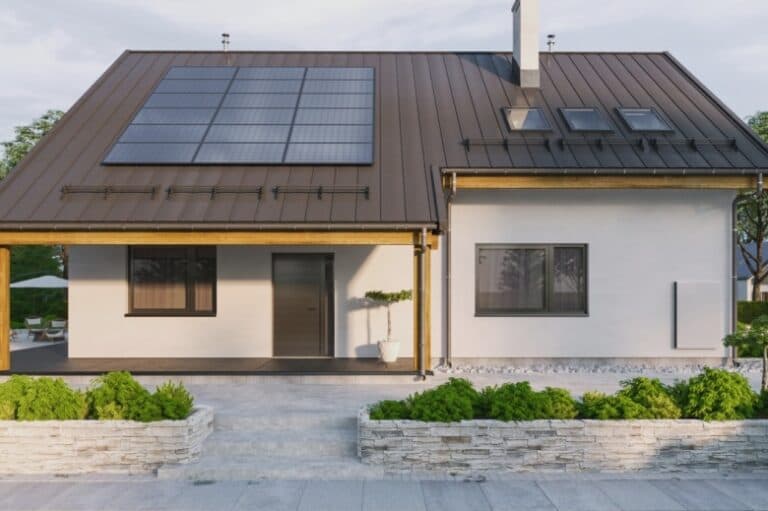 Cum a devenit acoperișul tău solar o problemă de securitate națională?