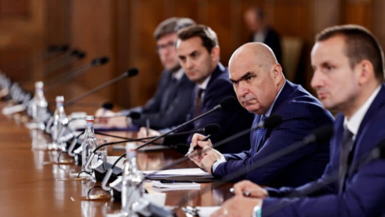 Ilie Bolojan, discuții cu reprezentanți ai Ambasadei SUA și ai Camerei de Comerț Americane: „Stabilitatea politică este esențială pentru dezvoltare”