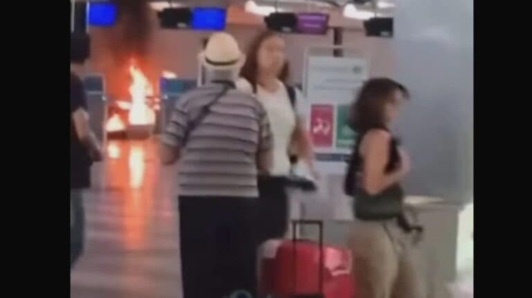 Incidente alarmante pe aeroportul din Milano: un bărbat a provocat un incendiu în zona de check-in