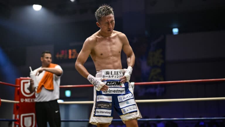 Tragedie în lumea boxului: Doi pugiliști și-au pierdut viața din cauza leziunilor cerebrale suferite în cadrul unui eveniment din Tokyo, în incidente distincte