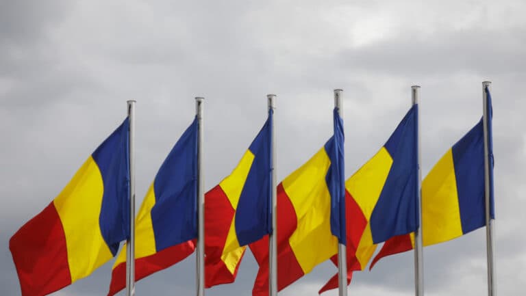 Joi, 7 august 2025, zi de comemorare națională în România pentru Ion Iliescu, conform hotărârii Guvernului. Ce reglementări sunt în vigoare?