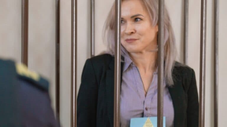 Jurnalista disidentă Maria Ponomarenko se află în stare critică, după ce a încercat să se sinucidă de trei ori în închisoarea din Siberia