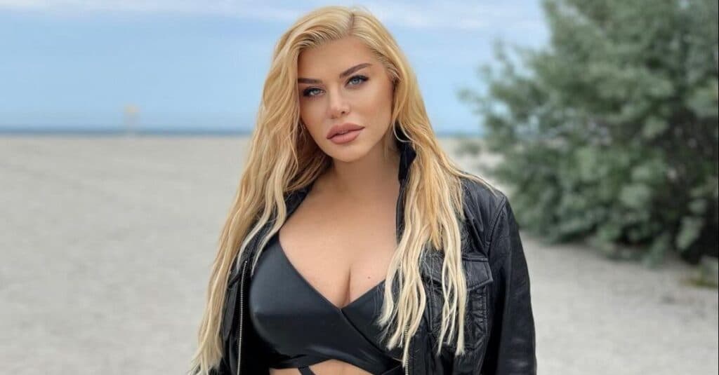 Loredana Groza strălucește pe plajă! La 55 de ani, vedeta este într-o formă de invidiat