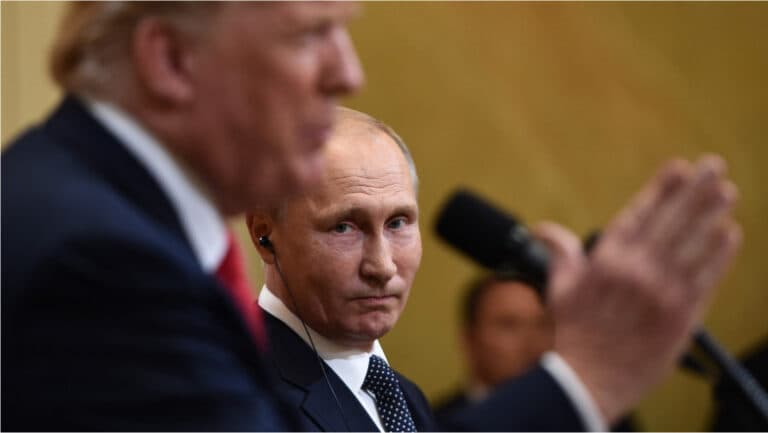 Negocieri tensionate între Trump și Putin: De ce pacea în Ucraina pare un vis îndepărtat