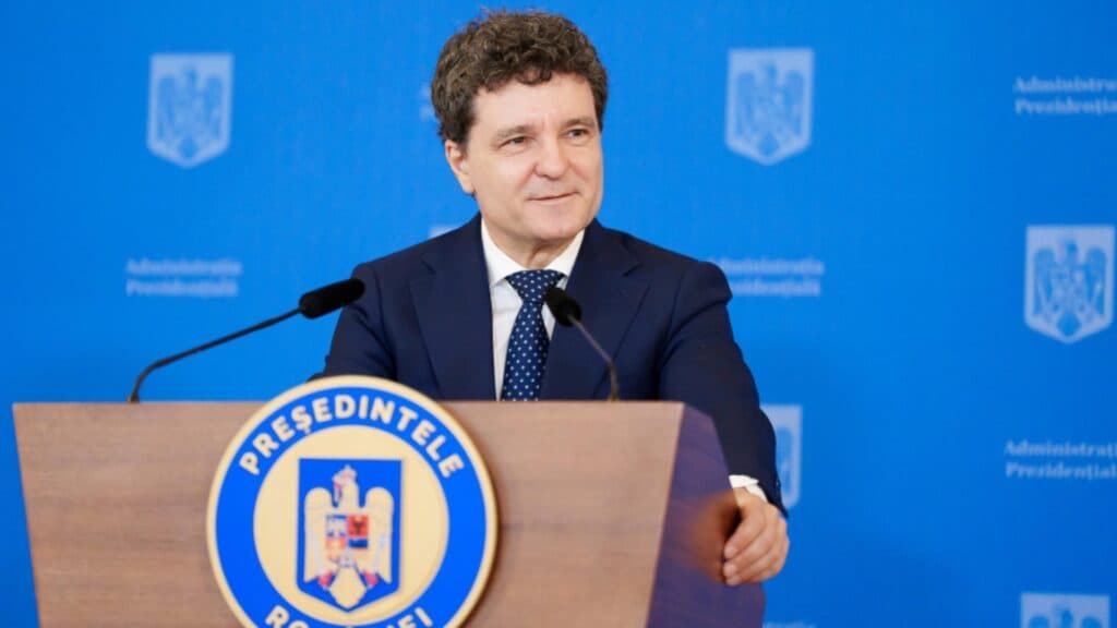 Nicușor Dan se alătură discuțiilor Consiliului European din inima munților