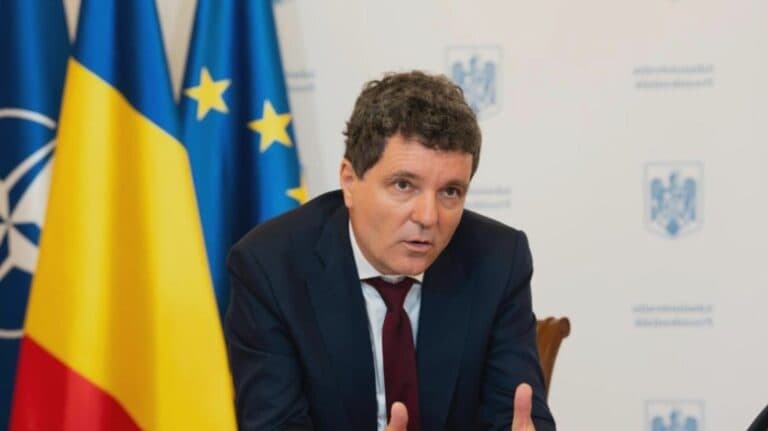 Nicușor Dan își exprimă opinia după trei zile despre decizia Fitch referitoare la ratingul României