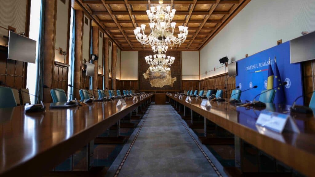 Noi STRATEGII DE AUSTERITATE: liderii Coaliției se reunesc astăzi pentru o zi crucială la Guvern