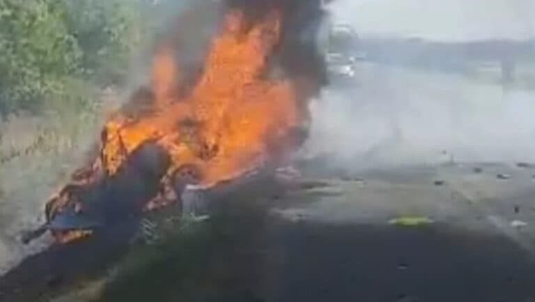 O șoferiță și-a pierdut viața într-un accident tragic, după ce autoturismul ei a intrat în coliziune cu un TIR în Timiș