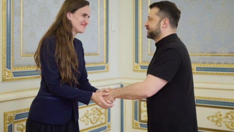 Oana Țoiu: România sprijină soluțiile de pace prin negocieri pentru încetarea conflictului din Ucraina