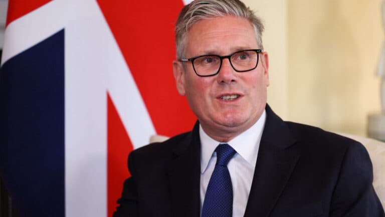 Keir Starmer, premierul britanic, îl critică pe Andrew Tate și trage un semnal de alarmă pentru tinerii influențați de „masculinitatea dăunătoare” din mediul online