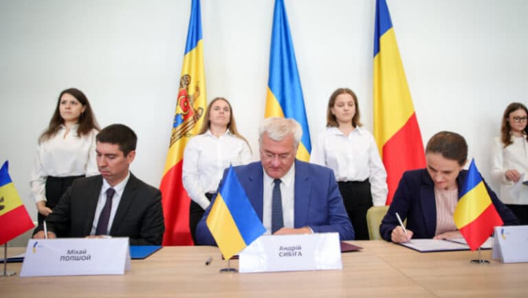 România, Ucraina și Republica Moldova: Întărirea legăturilor în vremuri de criză. Oana Țoiu: „Stabilim un nou standard în colaborările noastre.”