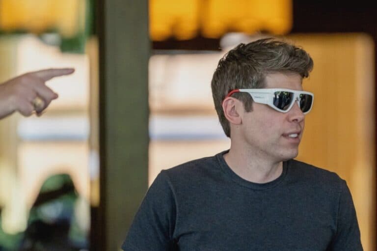 Sam Altman, la o masă cu chifle, descoperă viitorul după GPT-5