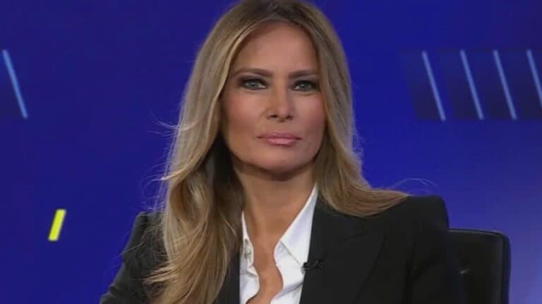 Mesajul intim al Melaniei Trump pentru Vladimir Putin: descoperă conținutul documentului oferit liderului rus de Donald Trump