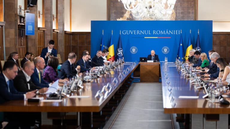 Convocare de urgență la Guvern: ora 19:30. Executivul stabilește detaliile funeraliilor lui Ion Iliescu și ziua de comemorare națională