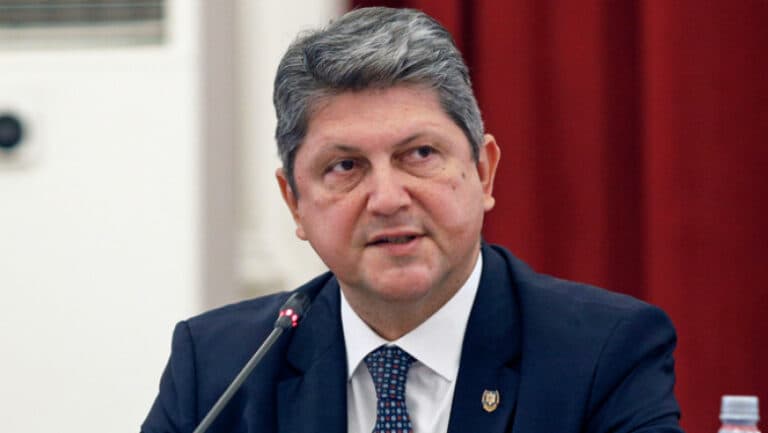 Titus Corlățeanu își anunță candidatura pentru conducerea PSD: „Partidul este marginalizat în cadrul coaliției actuale.”