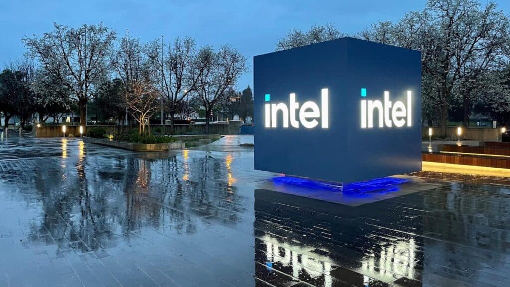 Acordul administrației Trump, conceput pentru a opri vânzarea unității de producție Intel