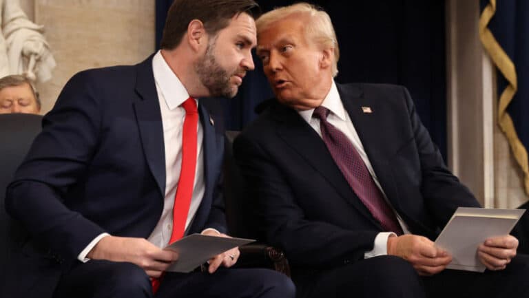 Trump insinuează că JD Vance ar putea prelua ștafeta la alegerile din 2028