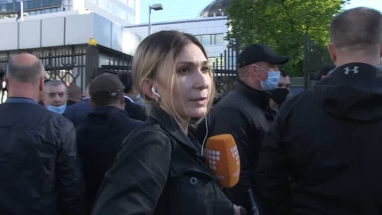 Ucraina îl învinuiește pe un oficial rus pentru torturarea și uciderea jurnalistei Viktoria Roșcina