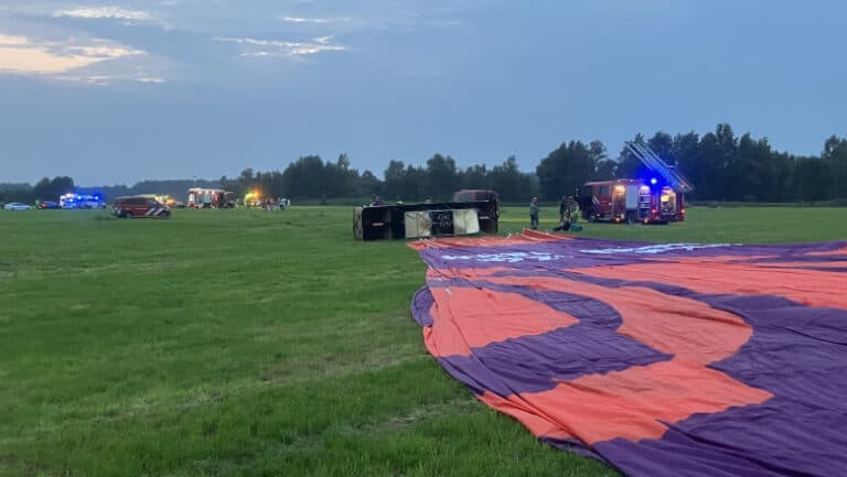 Accident tragic în Olanda: un balon cu aer cald s-a prăbușit, o victimă și cinci răniți la spital