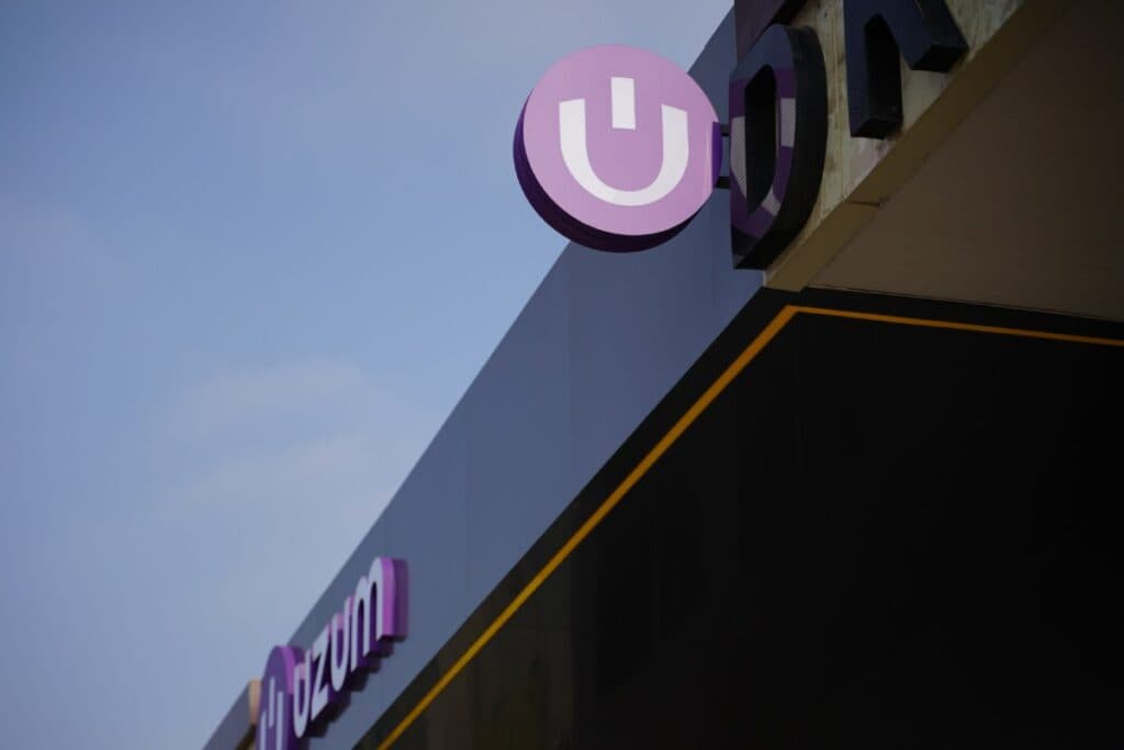Uzum, primul unicorn din Uzbekistan, atinge o evaluare impresionantă de 1,5 miliarde de dolari