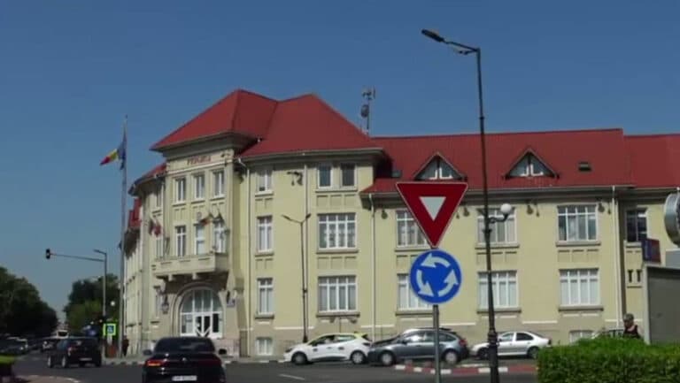 ANAF îngheață sediul primăriei din Giurgiu. Primarul: Orașul e în faliment de multă vreme, sunt executat pe ultima sută de metri