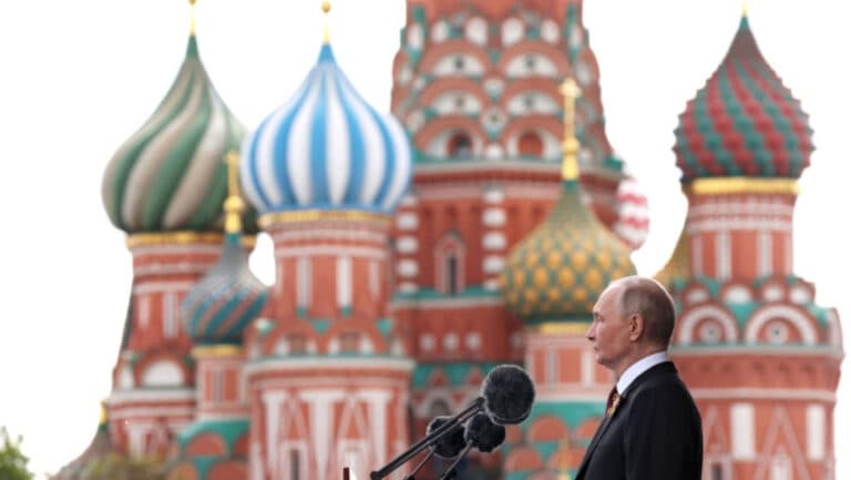 Descoperă Iolka: drona care asigură protecția lui Vladimir Putin