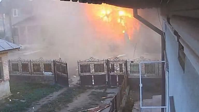 Explozie devastatoare într-un magazin din Mogoșani, satul Cojocaru: fără victime raportate