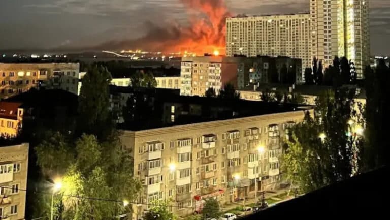 Închiderea rafinăriei de la Saratov, victima atacului cu drone din partea Ucrainei