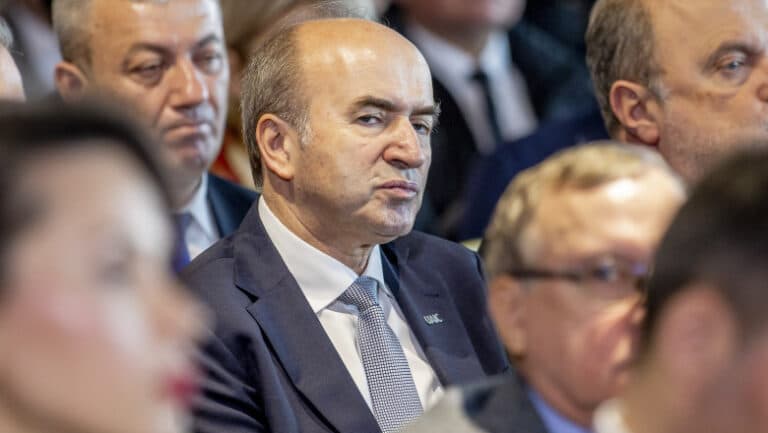 Tudorel Toader comentează declarația șefei CSM despre pensiile magistraților: „Întreține tensiunea”. Ce aspect de neconstituționalitate a identificat?