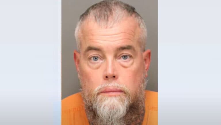 Un american câștigă 167 de milioane de dolari la loterie, dar a doua zi ajunge după gratii