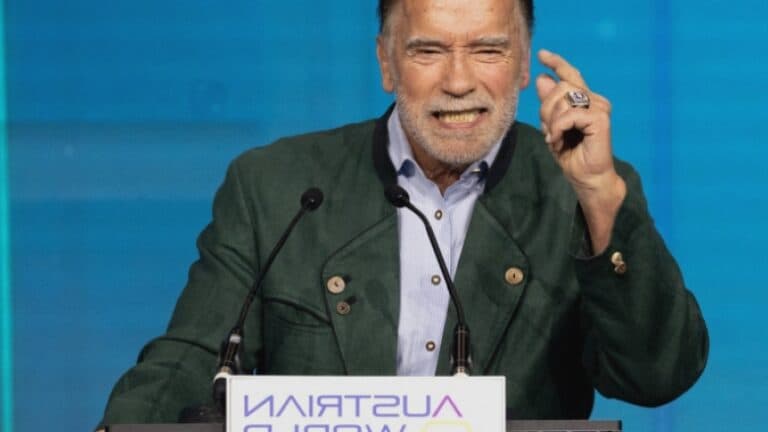 Un vechi moment cu Arnold Schwarzenegger criticându-l pe Trump revine în atenție după întâlnirea cu Putin din Alaska
