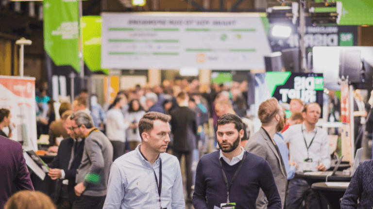Următorul tău client te așteaptă la expoziția TechCrunch Disrupt 2025 — te va descoperi pe tine sau pe competitorul tău?