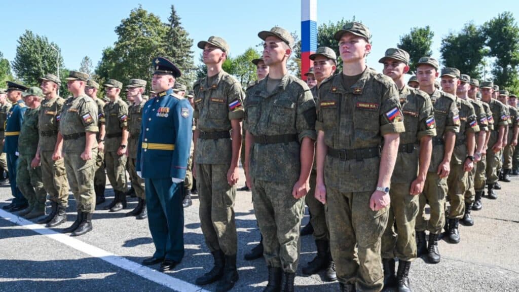 8 ținte esențiale care, dacă sunt atinse, ar putea îngheța forțele lui Putin. O analiză detaliază obiectivele capabile să schimbe desfășurarea conflictului