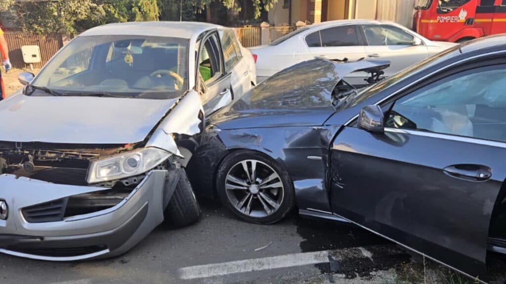 Coliziune devastatoare în Giurgiu: trei autoturisme afectate