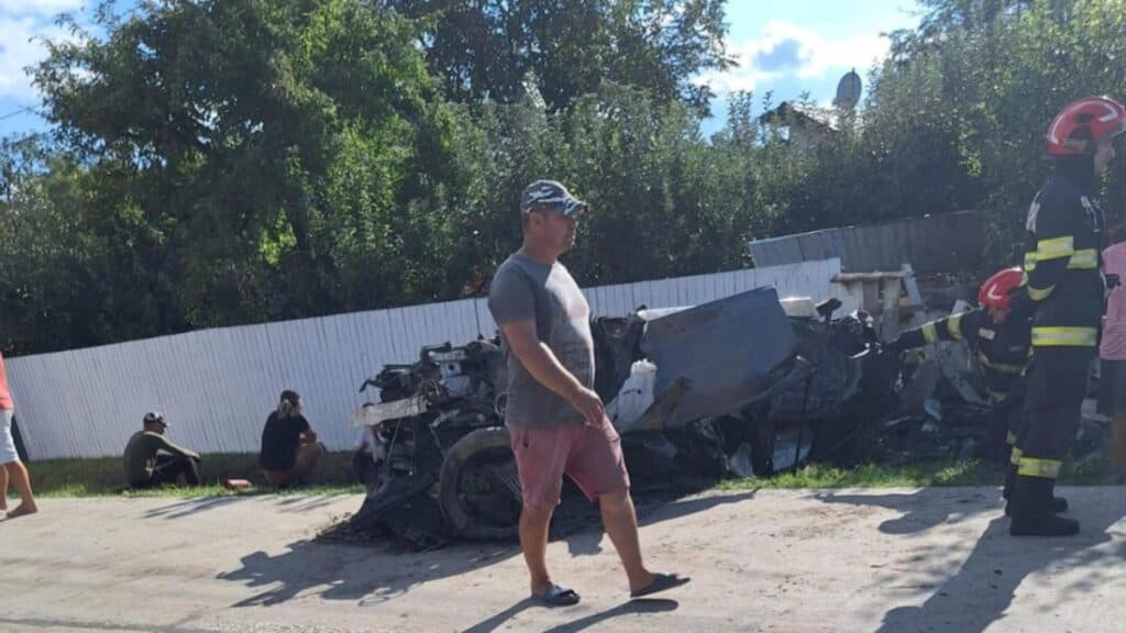 Incident impresionant în județul Iași: Un tânăr a părăsit carosabilul cu un bolid, atingând o viteză de peste 150 km/oră