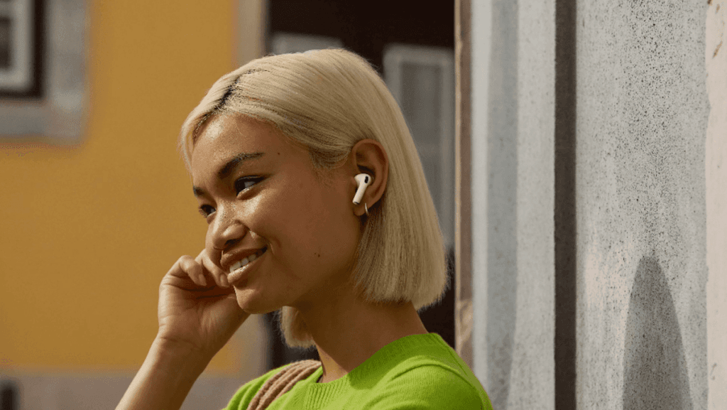 AirPods Pro 3 sosesc cu monitorizare a ritmului cardiac și traducere în timp real, grație inteligenței Apple