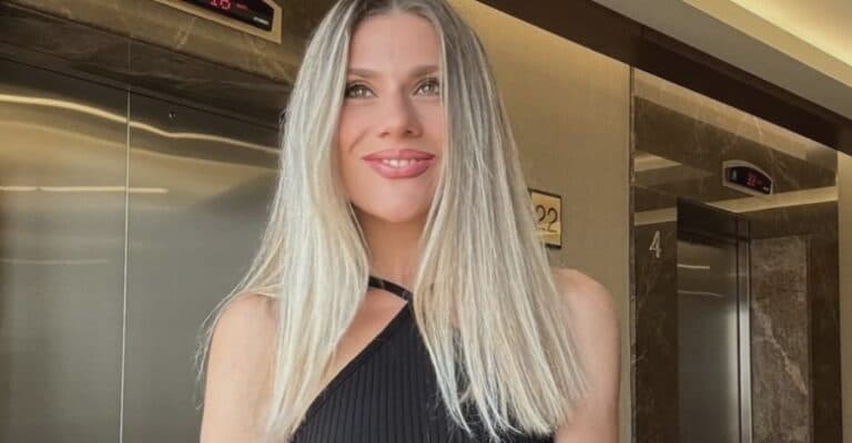 „Motivul tăcut: De ce Tily Niculae a ales să rămână rezervată în legătură cu despărțirea de tatăl copiilor săi.”