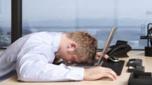 Strategii de excelență: Cum să strălucești fără a te epuiza