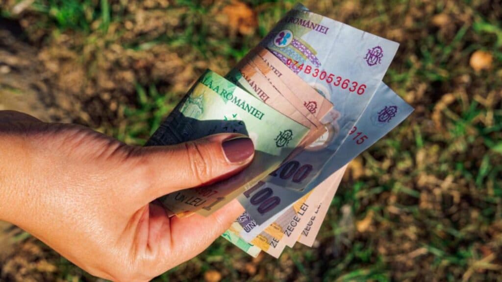 Bruxelles-ul ne îndeamnă: „Este esențial să conservăm numerarul!”