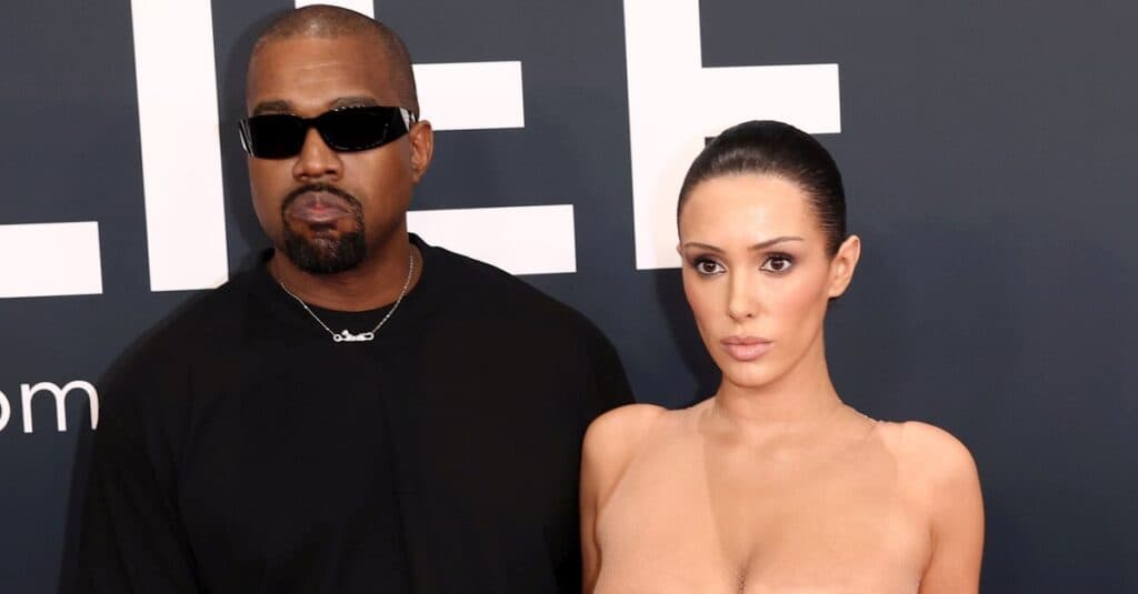 Bianca Censori își dezvăluie noua linie de îmbrăcăminte! Partenera lui Kanye West atrage atenția cu stilul său îndrăzneț