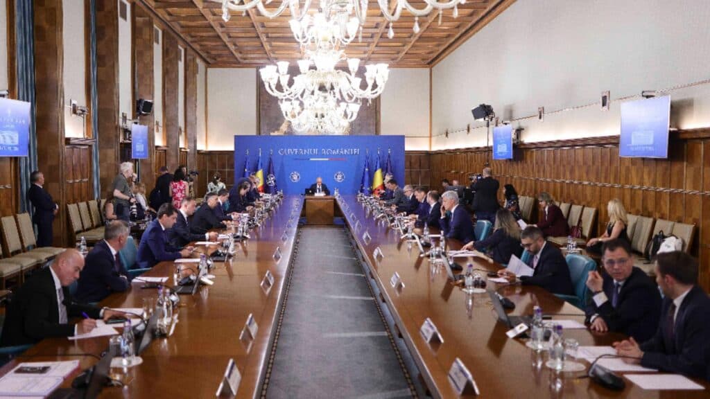 Bolojan convoacă miniștrii pentru o ședință crucială: rectificarea bugetară, o prioritate urgentă