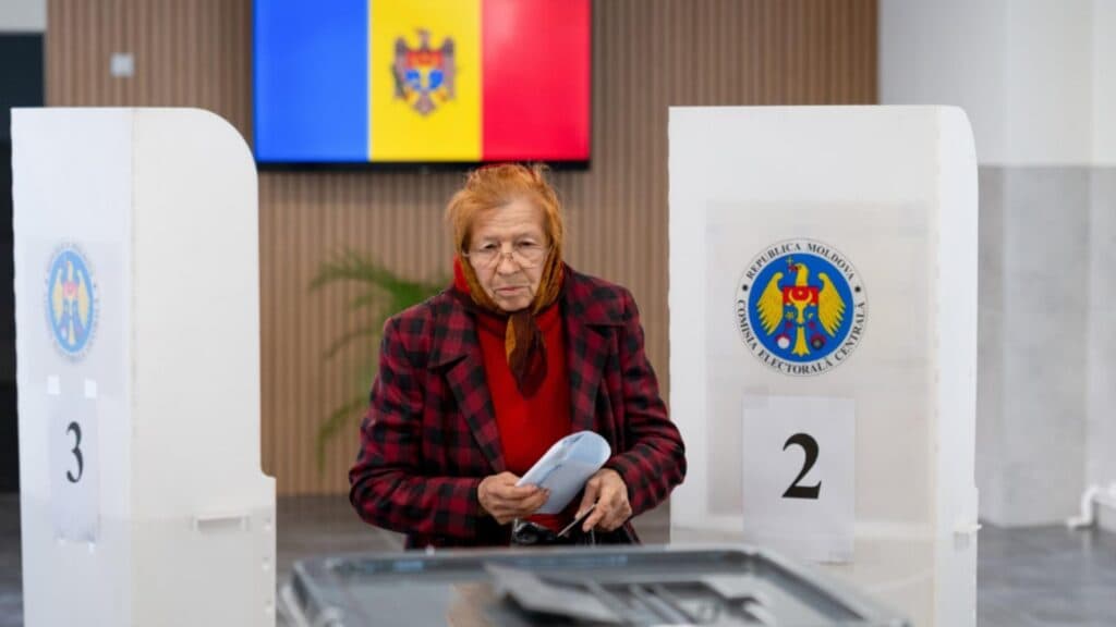Presa rusă analizează alegerile din Republica Moldova: confruntarea Est-Vest în centrul atenției