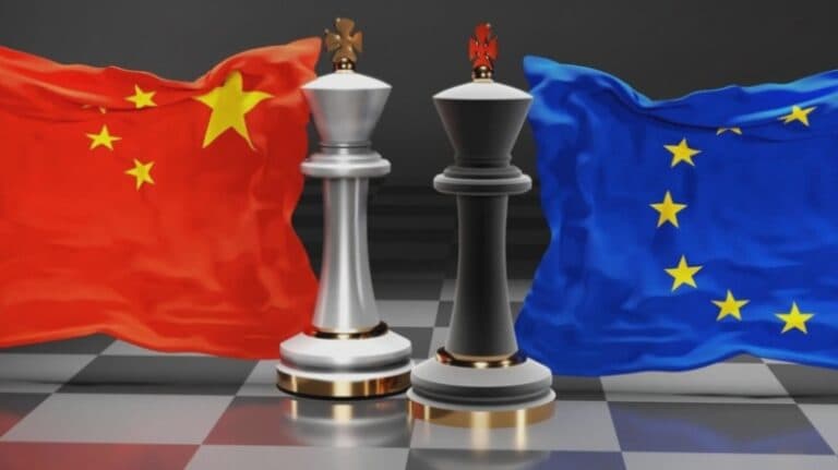 China dă o lovitură Europei: taxe de până la 63% pe importurile de carne de porc din Uniune
