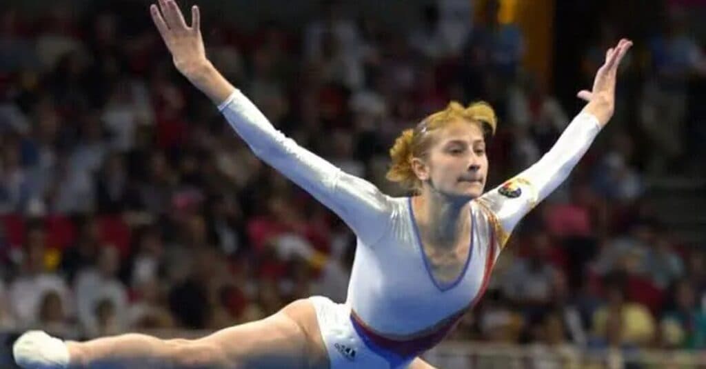 Claudia Presăcan: 25 de ani de la retragerea din gimnastică. Cum își construiește acum viitorul și își valorifică talentul?