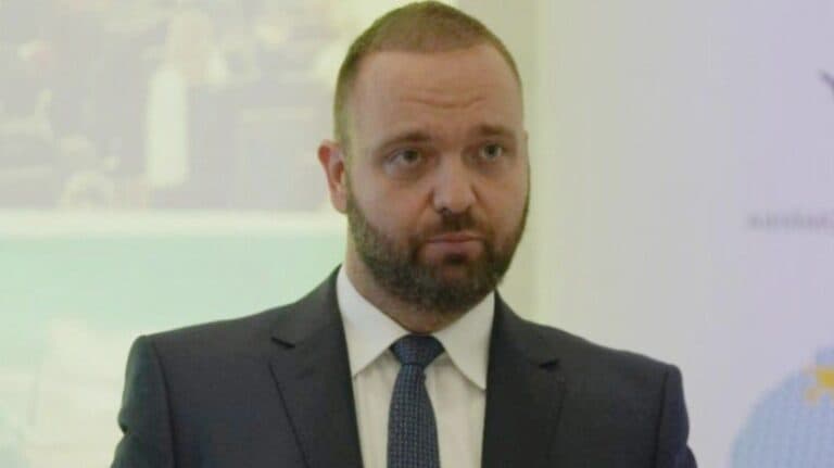 Un cutremur în Guvernul Bolojan: Bogdan Mîndrescu își dă demisia